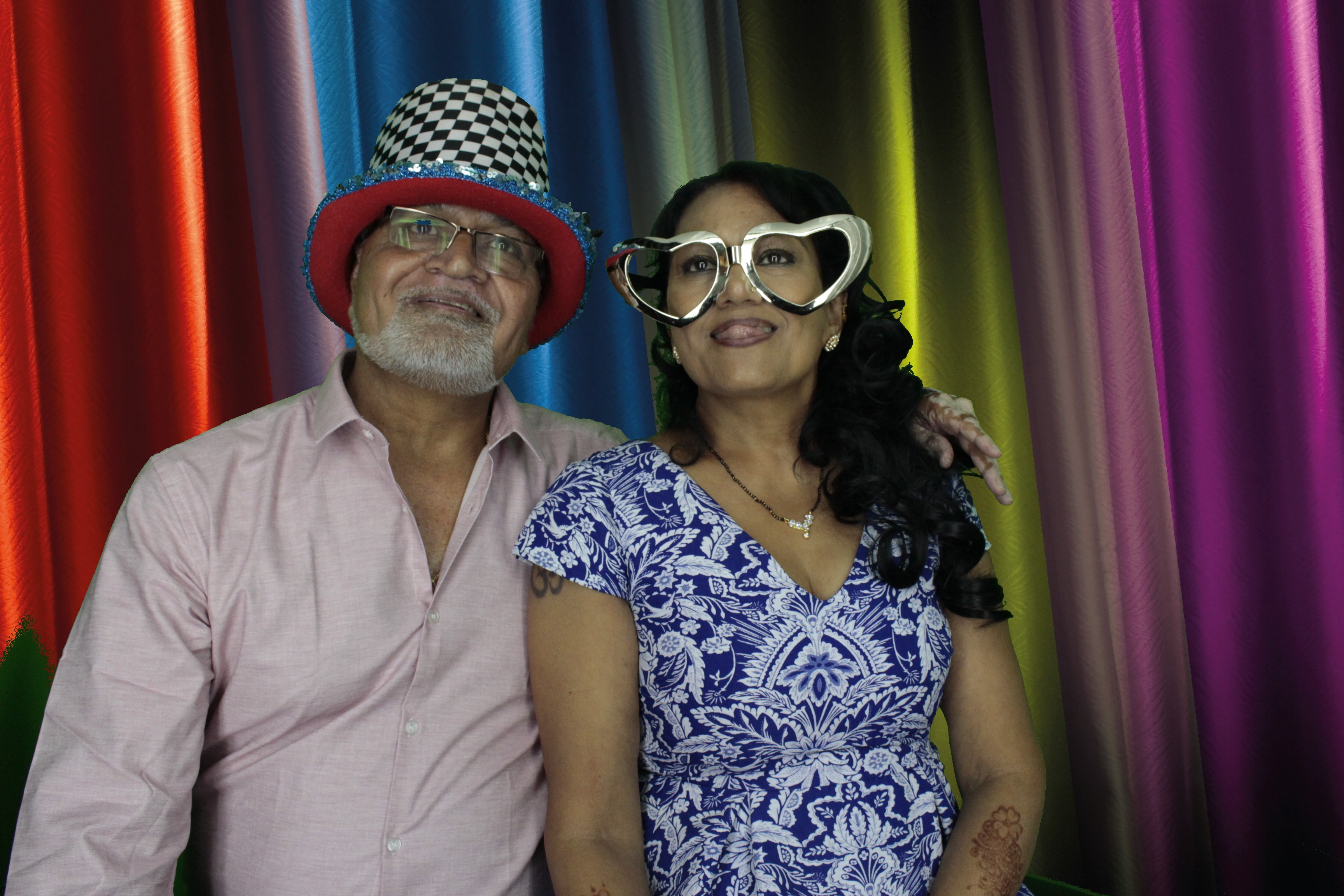 Bhavin & Yasmin’s Wedding | View more photos from the event at gallery.myphotoboothexperience.co.uk/u/MyPhotoBoothExperienceLtd/Bhavin-Yasmin’s-Wedding